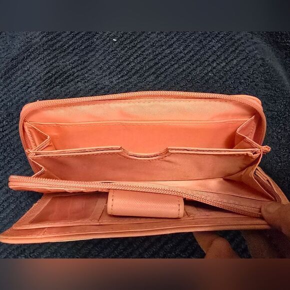 Flower Wristlet Wallet (PUR2) - Picture 7 of 14